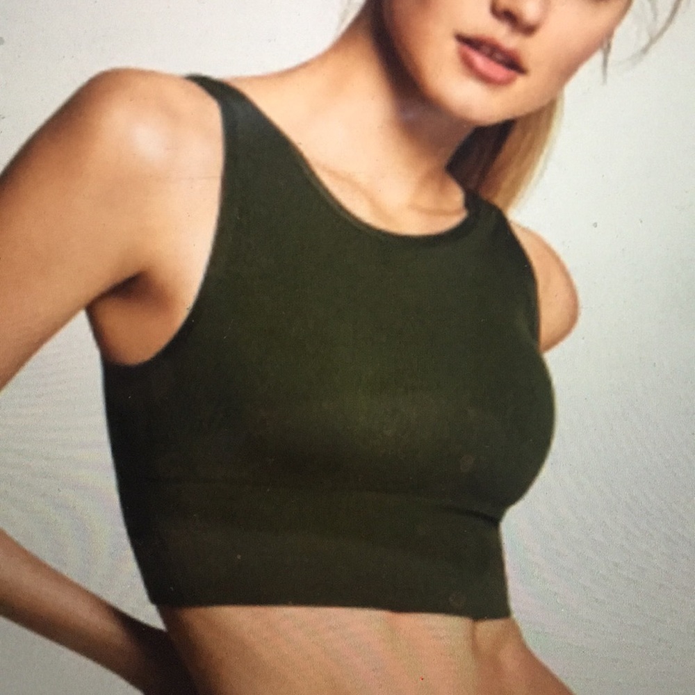 Victoria’s Secret Sport seamless crop top
